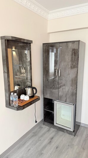 Premium bedding, minibar, soundproofing, free WiFi