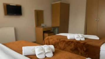 Standard Twin Room, 2 Single Beds, City View