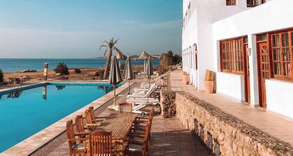 Sea View Private Dbl Room @ Serenity Lodge