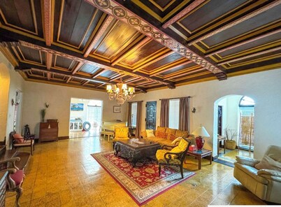 Mizner Mansion-Luxury Estate with Pool in West Palm Beach