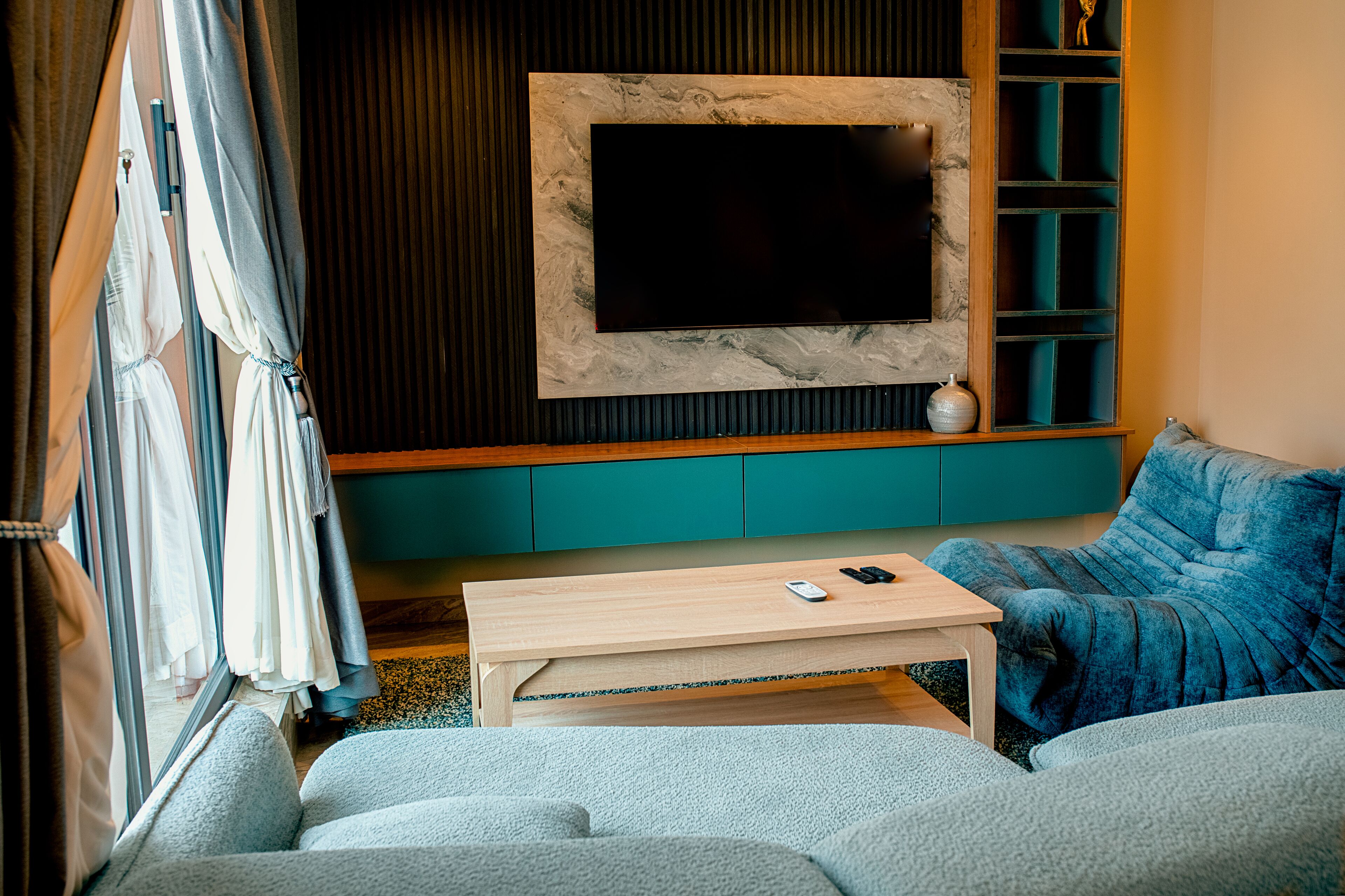 Deluxe Double Room | Living area