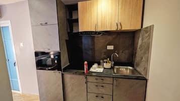 Kahden hengen deluxe-huone | Yksityinen keittiö | Vedenkeitin