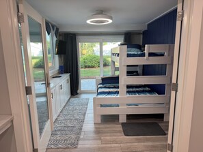 3 chambres, fer et planche à repasser, Wi-Fi gratuit, draps fournis