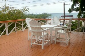 Outdoor dining - Ocean Front beach home in Popoyo, Limon 2, Tola, Nicaragua. 4br-4b.Great Surfing (Limon 2, Tola)
