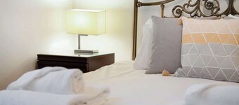 New! 5BR in Queen Street