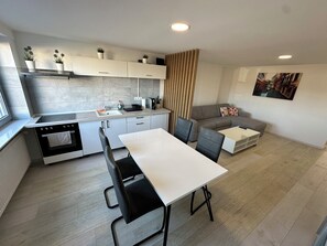 Private kitchen - Modern vacation apartment NeuBau Merzig (Merzig)