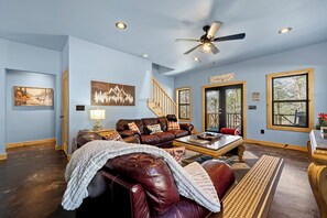 Älytelevisio, pöytäjalkapallopöytä, pöytätennispöytä