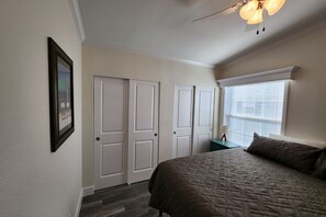 2 bedrooms, free WiFi, bed sheets