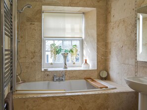 Towels - 3 bedroom accommodation in Pickering (Pickering)