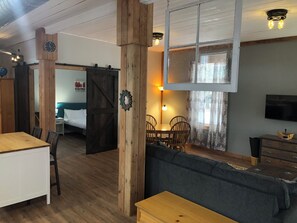 Smart TV - Quirky, heritage with all the comforts to make your stay just right! (Grand Forks)