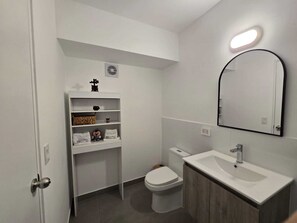 Shower, towels, soap, shampoo