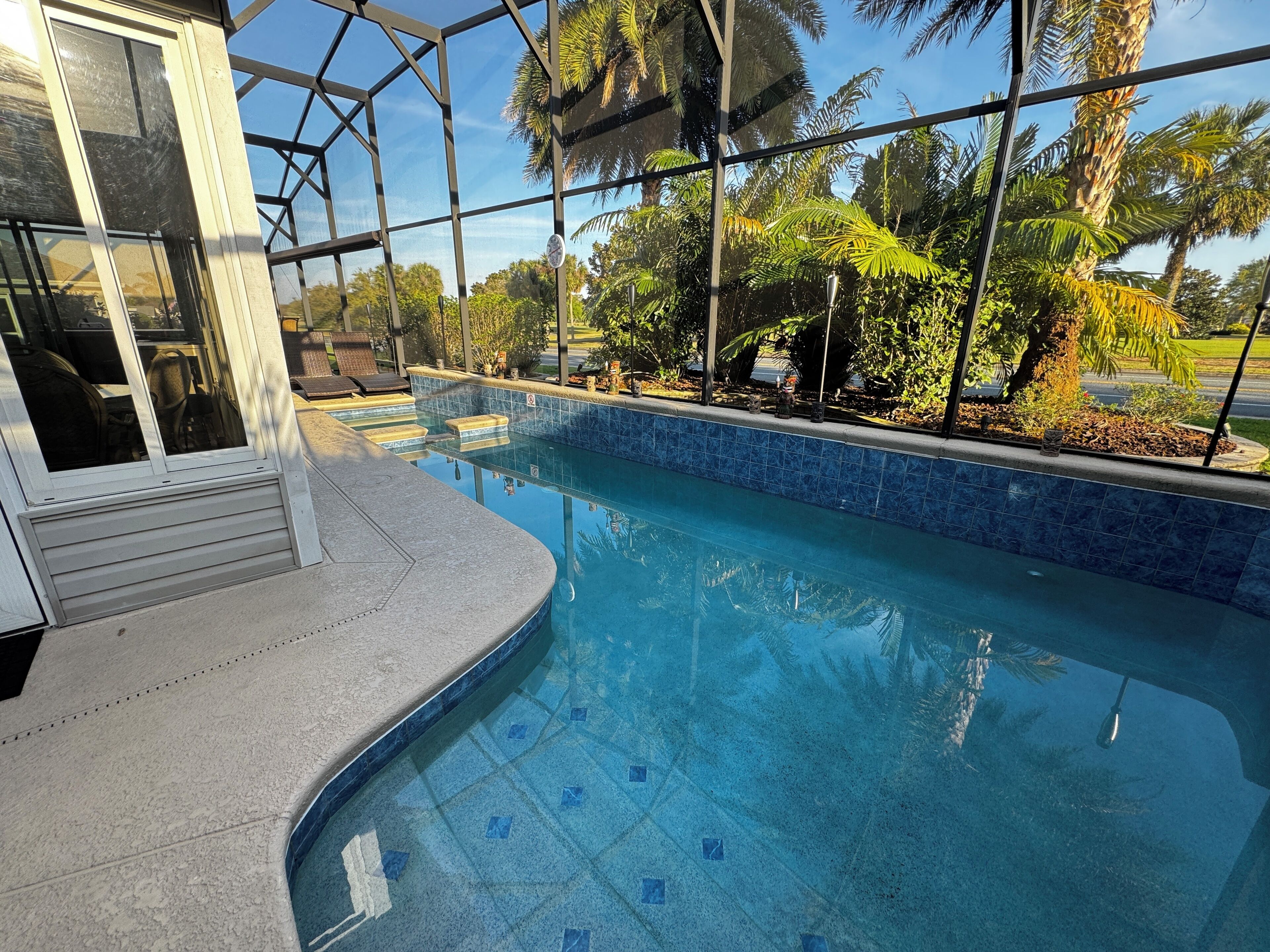 Outdoor pool, a heated pool