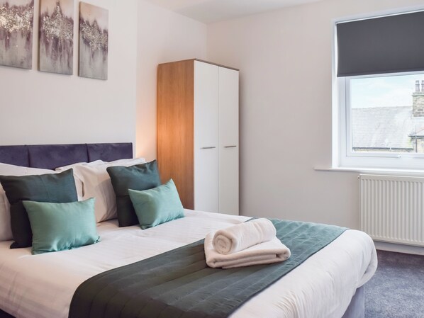 3 habitaciones, wifi gratis y ropa de cama 