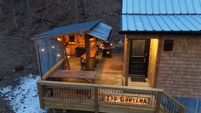 240 Sq Ft Tiny Home w/ WIFI in Irvine