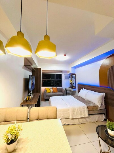 Sassy and Classy Fully Furnished Studio Unit located Cebu City Centre