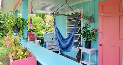 Bea's Beach Cottage
Casuarina Point Abaco