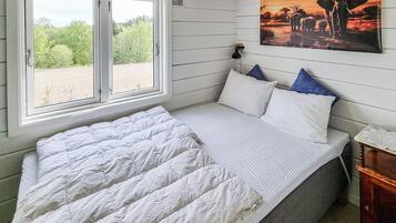 2 bedrooms