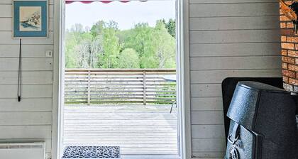2 bedroom lovely home in Enebakk