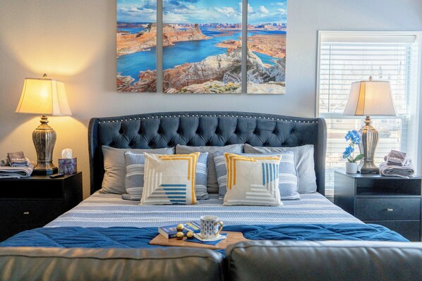 4 bedrooms, desk, free WiFi, bed sheets