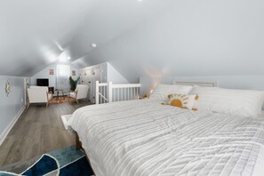 3 makuuhuonetta, vauvan matkasänky, Wi-Fi, vuodevaatteet