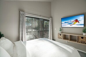 3 bedrooms, desk, iron/ironing board, travel crib - Cozy Mountain escape -3 bedroom condo near wonderful Pinetop Country Club (Pinetop Country Club)