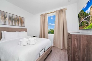 5 chambres, bureau, fer et planche à repasser, Wi-Fi gratuit