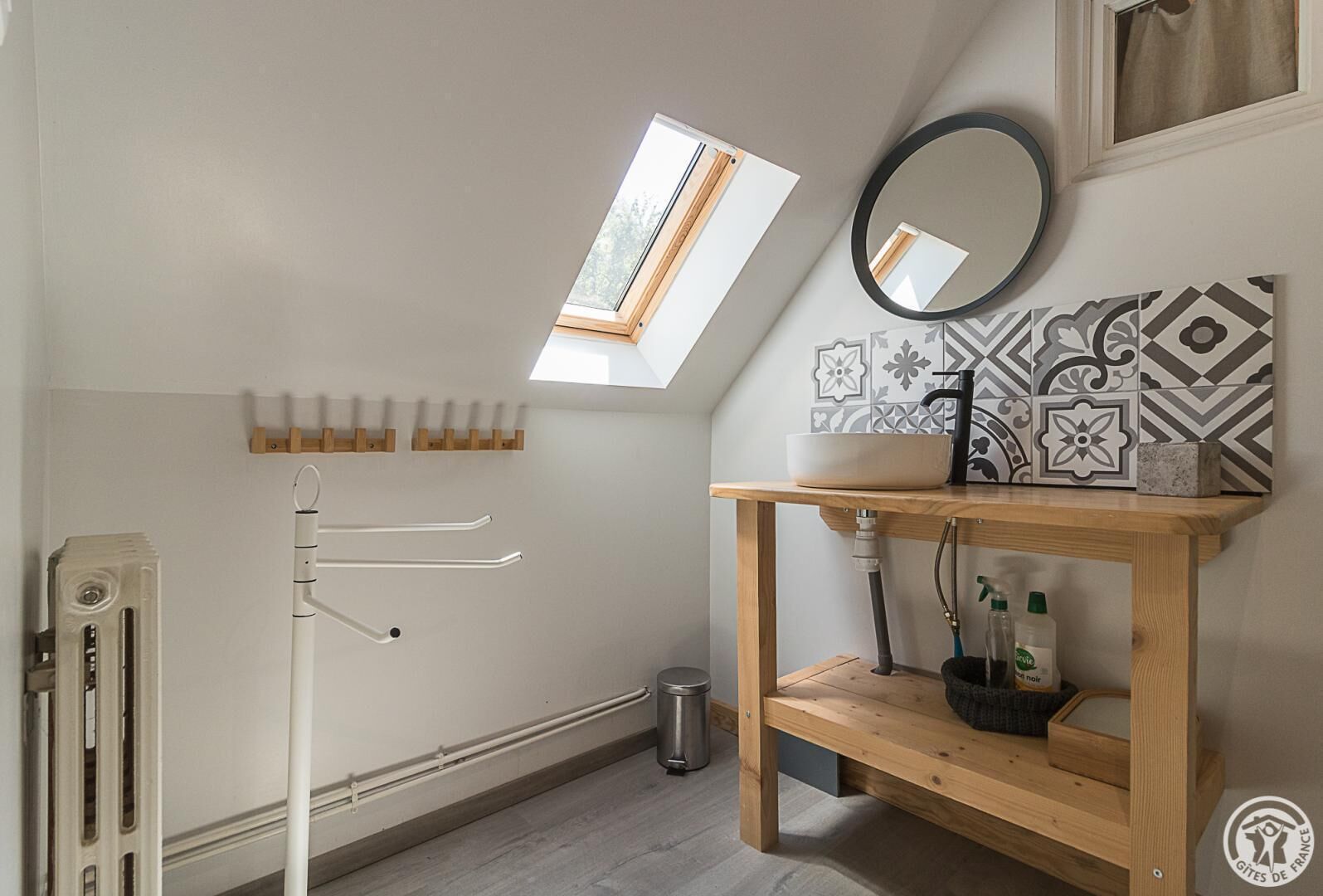 gite-saint-paul-d-oueil-kern-d-oueil-luchon-pyrenees-salle-de-eau-2eme-etage