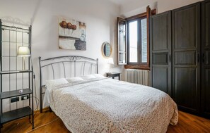 2 dormitoris, un bressol de viatge i wifi gratuïta 