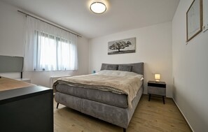 2 Schlafzimmer, Zimmersafe, Reisekinderbett, kostenloses WLAN