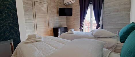 3 bedrooms, WiFi, bed sheets