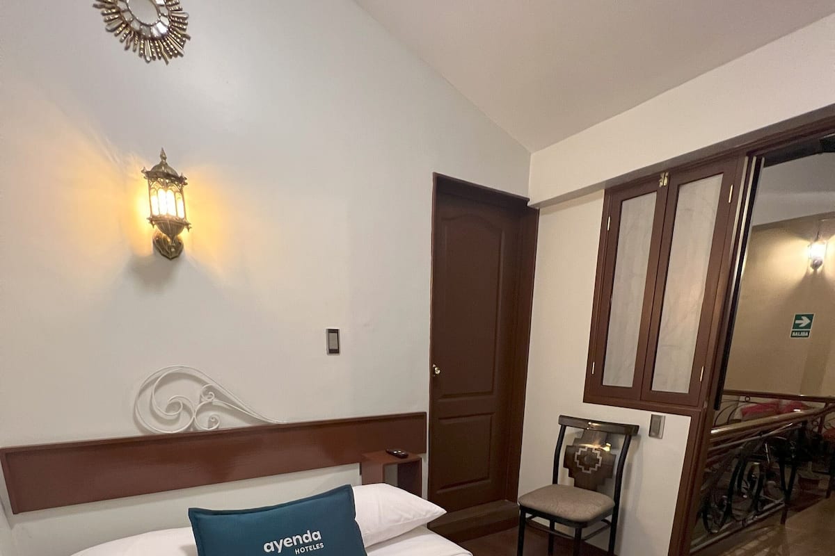 Standard Room, Private Bathroom | Desk, laptop workspace, soundproofing, WiFi (free)