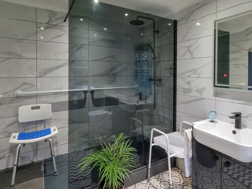 3 bedroom accommodation in Beaworthy