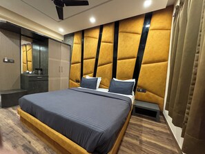Deluxe Double Room, City View | Wi-fi percuma 