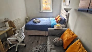 2 bedrooms, desk, free WiFi