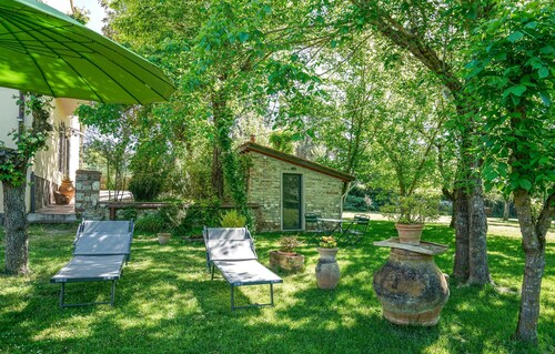 Awesome apartment in Il Ferrone