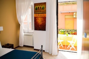 Iron/ironing board, free WiFi - Case Vacanze Il Sorriso (Catania)