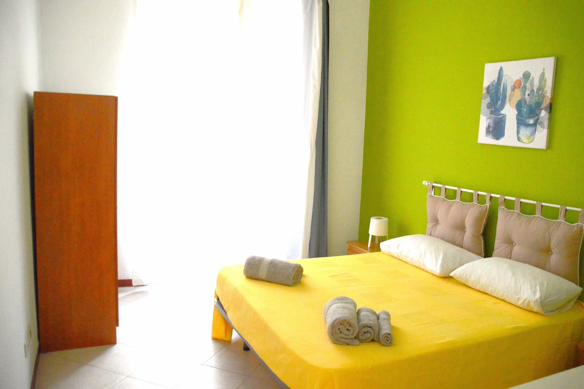 Tabla de planchar con plancha y wifi gratis
