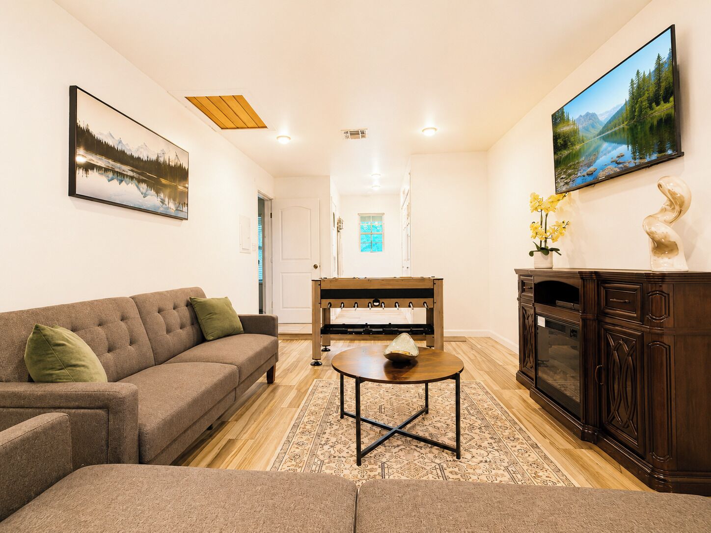Smart TV, chimenea
