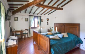 4 chambres, lit de bébé portatif, accÚs au Wi-Fi (inclus)