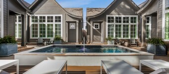 Downtown Cottage Hideaway Suite C