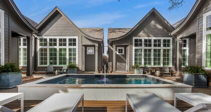 Downtown Cottage Hideaway Suite F