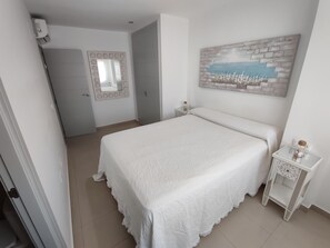 3 soverom, strykejern/-brett, wi-fi (inkludert) og sengetøy