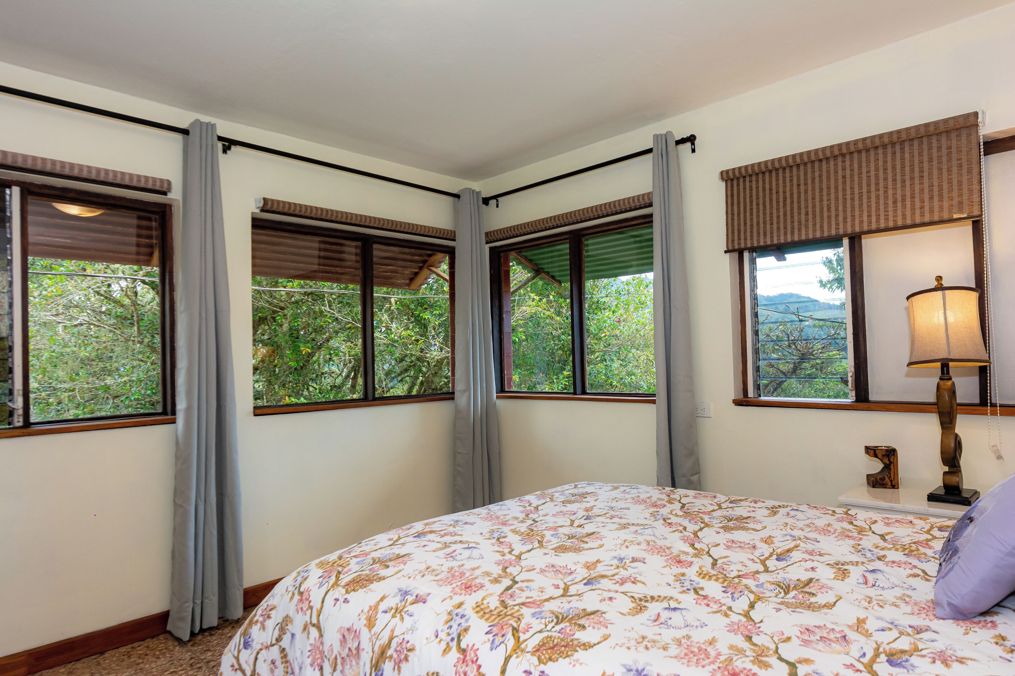 Appartement Confort, patio, vue montagne