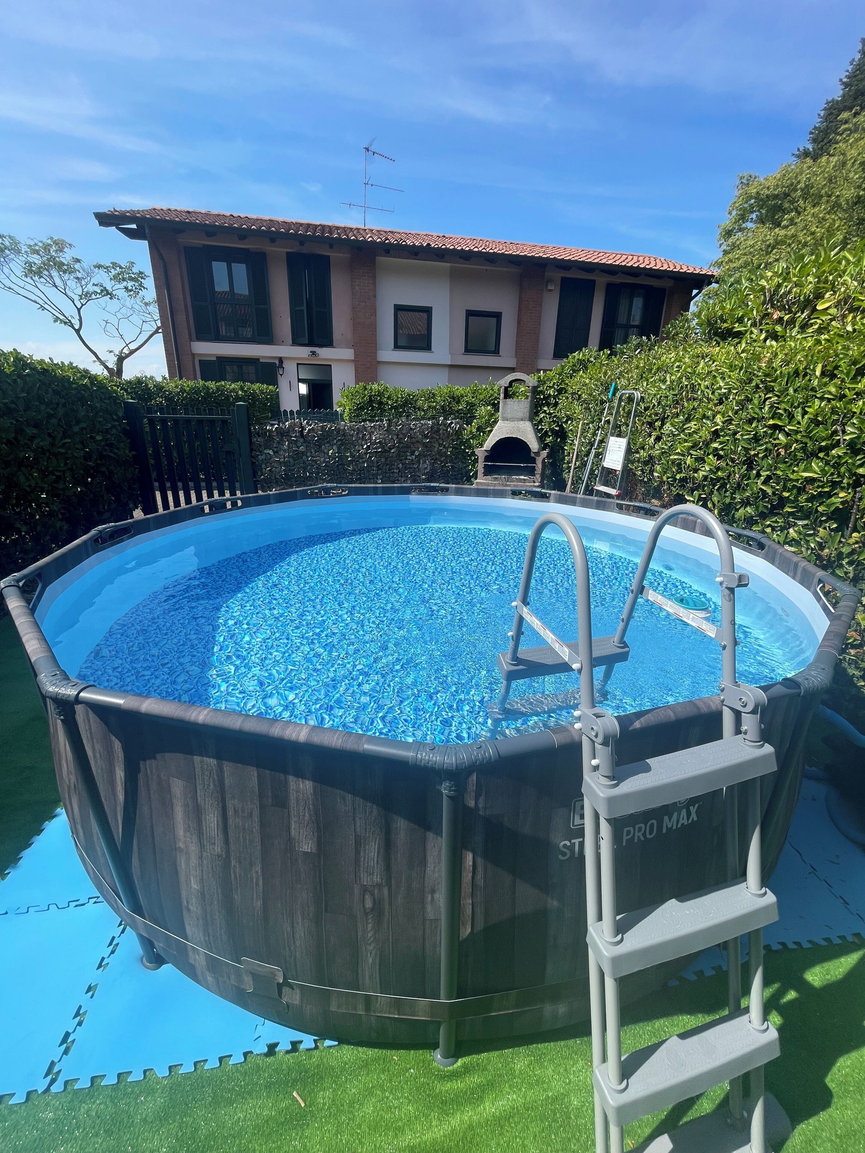 Piscina all'aperto
