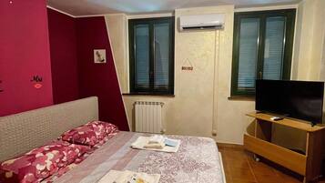 1 Schlafzimmer, WLAN, BettwÀsche