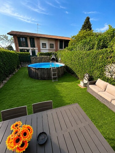 VILLA WITH A SWIMMING POOL AND AN 85-INCH TV