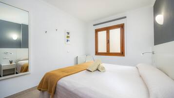 1 chambre, Wi-Fi gratuit, draps fournis