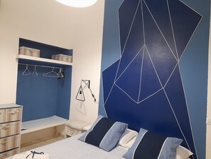 2 chambres, fer et planche à repasser, Wi-Fi gratuit, draps fournis