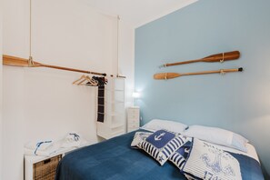 1 makuuhuone, silitysrauta/-lauta, ilmainen Wi-Fi, vuodevaatteet