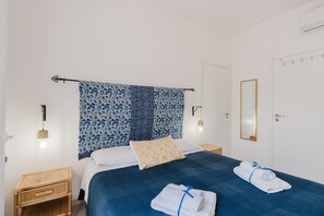 1 habitación, tabla de planchar con plancha, wifi gratis y ropa de cama 